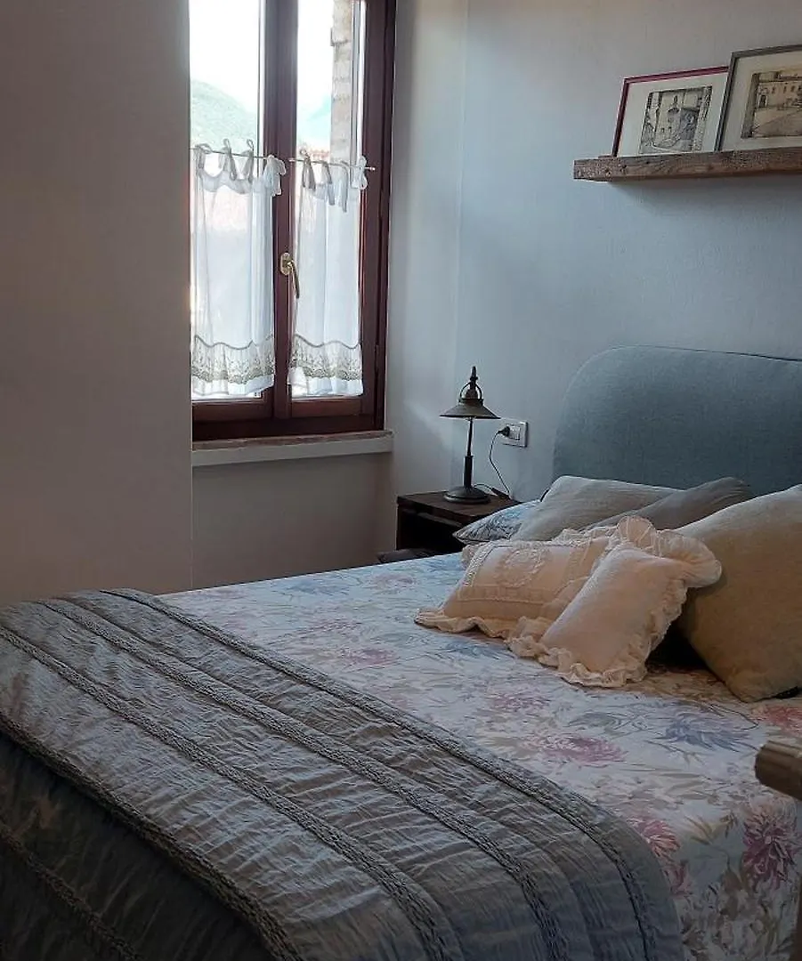 La Casa Nel Borgo Apartment San Felice del Benaco Italy