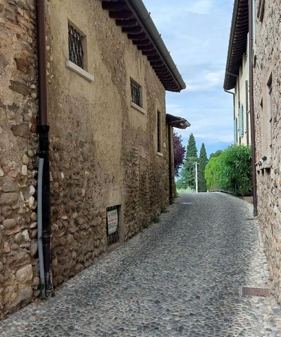 La Casa Nel Borgo Apartment San Felice del Benaco