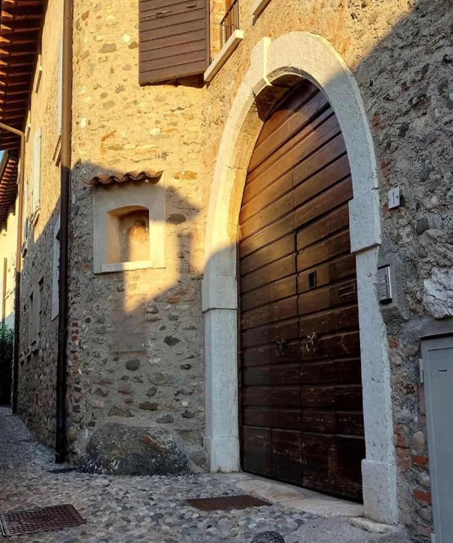 La Casa Nel Borgo Apartment San Felice del Benaco Italy